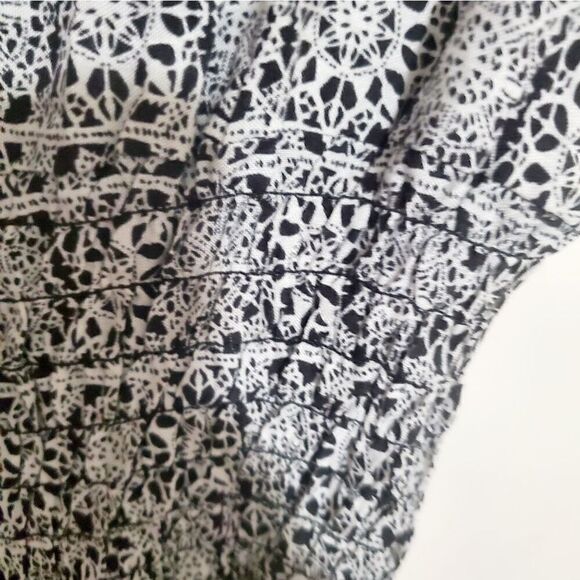 Pasley Print Midi Dress Size Large - Picture 8 of 8